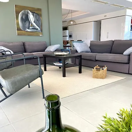 Villa Nausica, Heated Pool, Padel Court, View On The Sea, Wifi Free Perfect For Big Group * Ragusa