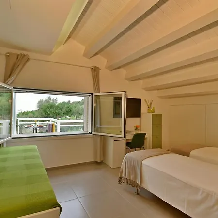 Villa Nausica, Heated Pool, Padel Court, View On The Sea, Wifi Free Perfect For Big Group Ragusa