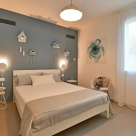 Nausica, Heated Pool, Padel Court, View On The Sea, Wifi Free Perfect For Big Group